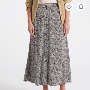 Violets & Roses Black and White Floral Button-Down Skirt